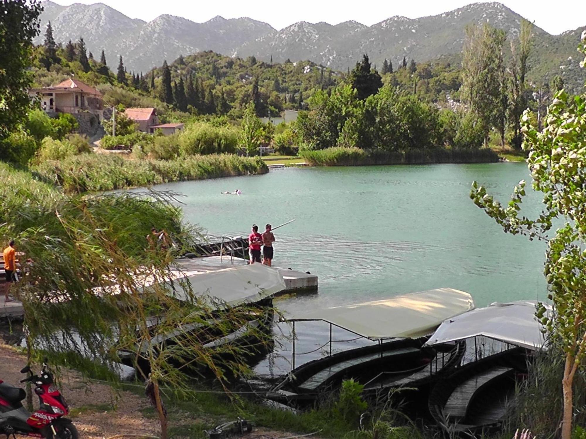 Franic Bacina Lakes Apartments Ploce  Exteriér fotografie